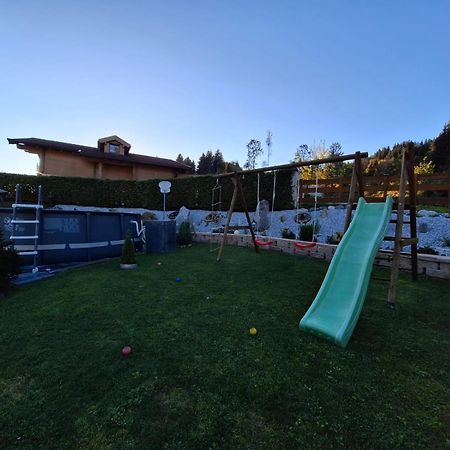 Ferienwohnung Julia Kroell ミッタージル エクステリア 写真